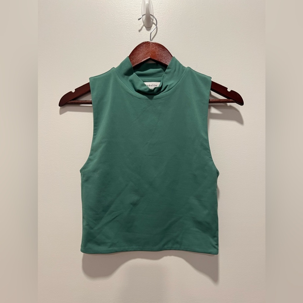 Aritizia Babaton Contour Mockneck Tank